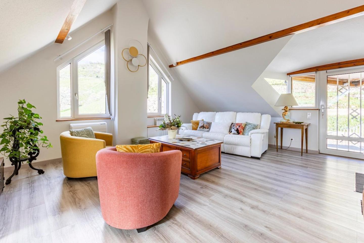 Apartment Les Glycines Du Sommerberg Niedermorschwihr